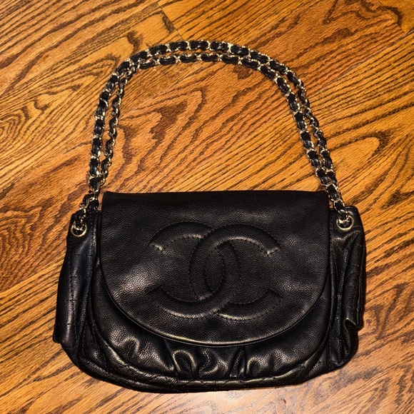 CHANEL Handbags - Vintage Chanel Quilted Black Caviar Leather Shoulder Bag